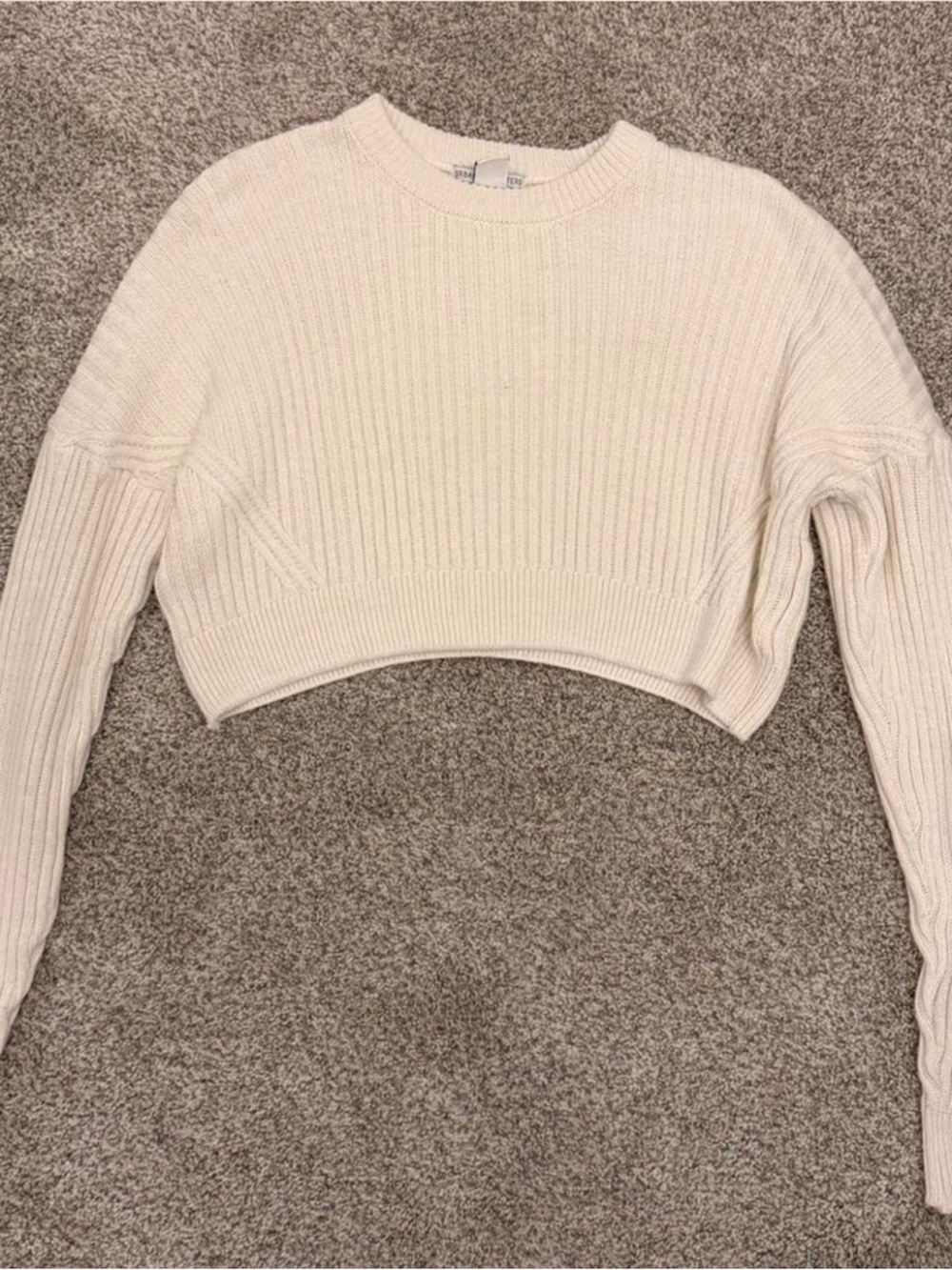Urban Outfitters Cropped Rib Knit Sweater in Cream